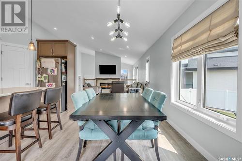 7021 Maple Fern Bay, Regina, SK 