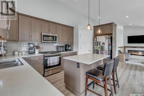 7021 Maple Fern Bay, Regina, SK 