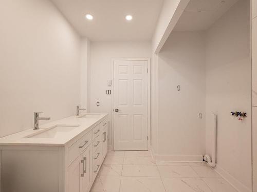 Bathroom - 1691 Av. Iena, Laval (Chomedey), QC - Indoor