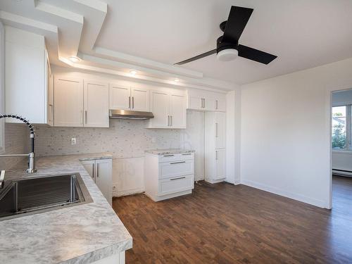 Kitchen - 1691 Av. Iena, Laval (Chomedey), QC - Indoor Photo Showing Kitchen