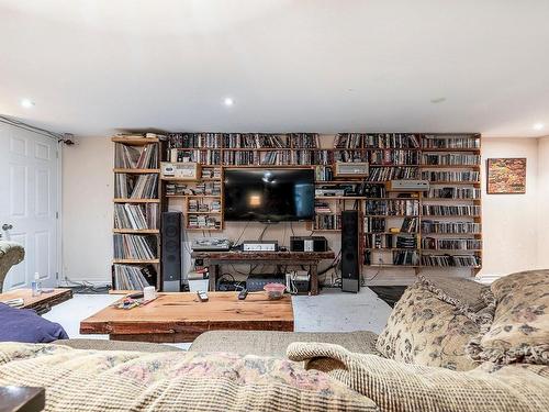 Salle familiale - 6397  - 6399 Rue Bannantyne, Montréal (Verdun/Île-Des-Soeurs), QC - Indoor Photo Showing Living Room