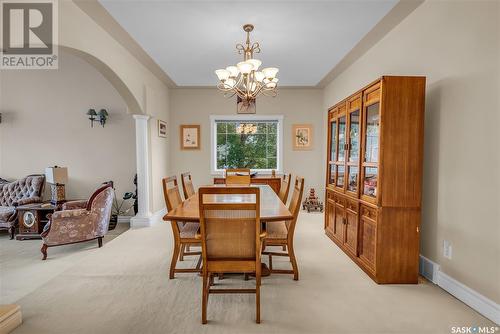 621 Brookhurst Court, Saskatoon, SK - Indoor Photo Showing Dining Room