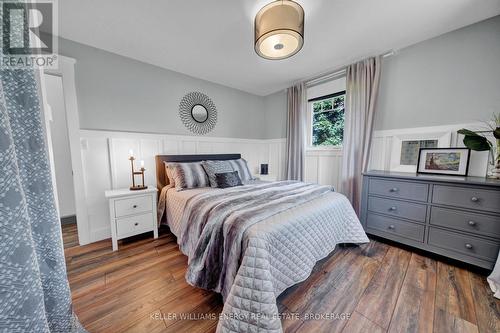 15519 Loyalist Parkway, Prince Edward County (Bloomfield), ON - Indoor Photo Showing Bedroom