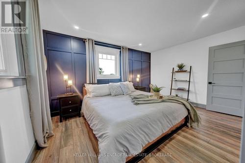 15519 Loyalist Parkway, Prince Edward County (Bloomfield), ON - Indoor Photo Showing Bedroom