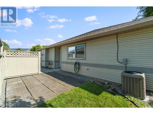 111 Harbourfront Drive Unit# 27, Salmon Arm, BC - Outdoor