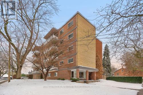 103 - 14 Norris Place, St. Catharines, ON - Outdoor