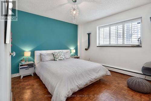 103 - 14 Norris Place, St. Catharines, ON - Indoor Photo Showing Bedroom