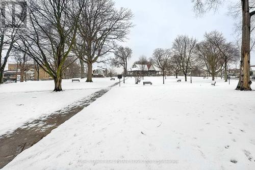 103 - 14 Norris Place, St. Catharines, ON - Outdoor