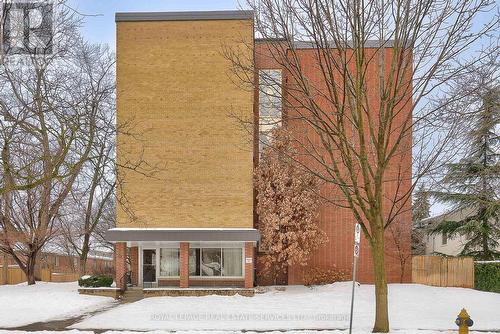 103 - 14 Norris Place, St. Catharines, ON - Outdoor