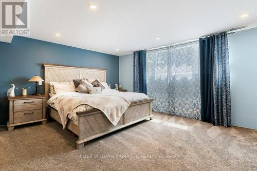 4999 Canborough Road, West Lincoln, ON - Indoor Photo Showing Bedroom