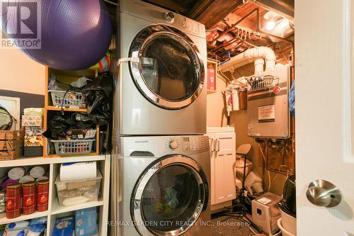 61 Russell Avenue, St. Catharines, ON - Indoor Photo Showing Laundry Room