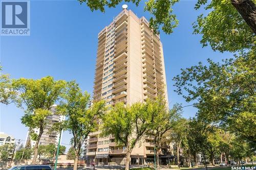 1107 311 6Th Avenue N, Saskatoon, SK - Outdoor With Facade