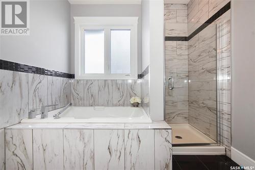 766 Labine Court, Saskatoon, SK - Indoor Photo Showing Bathroom