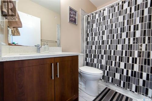 766 Labine Court, Saskatoon, SK - Indoor Photo Showing Bathroom