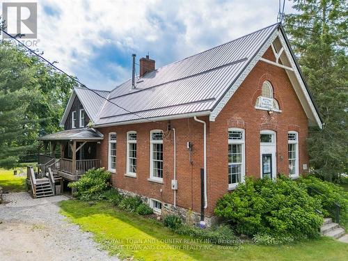 275 Valentia Road, Kawartha Lakes (Little Britain), ON - Outdoor With Deck Patio Veranda