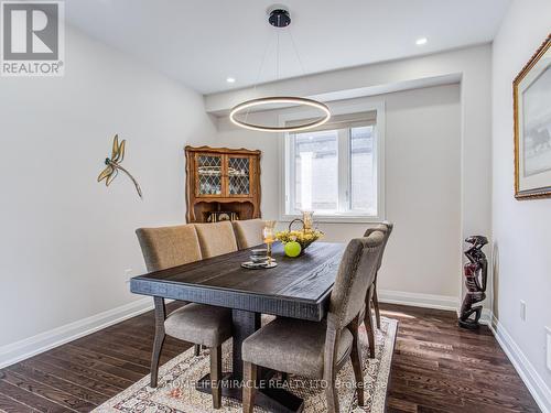 44 Festival Court S, East Gwillimbury, ON - Indoor Photo Showing Dining Room