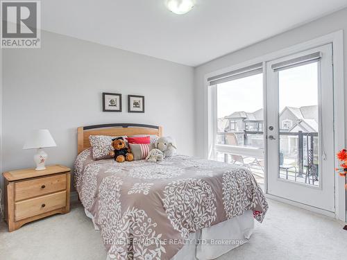 44 Festival Court S, East Gwillimbury, ON - Indoor Photo Showing Bedroom