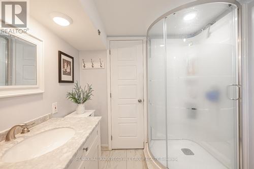 17A Cundles Road E, Barrie, ON - Indoor Photo Showing Bathroom