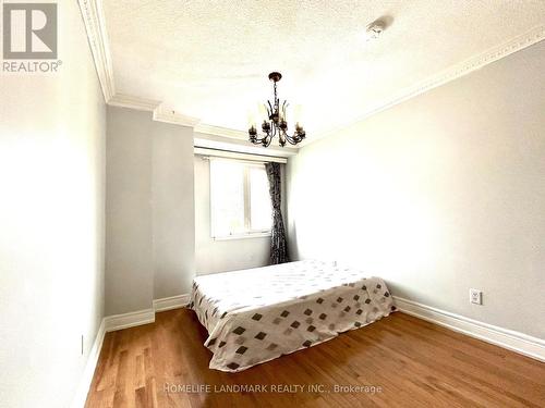 19 Warner Ave Avenue E, Toronto (Victoria Village), ON - Indoor Photo Showing Bedroom