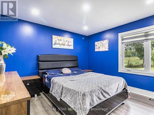 5712 Old School Road, Caledon, ON - Indoor Photo Showing Bedroom