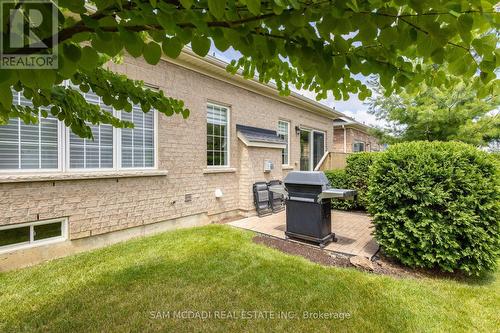 7 Muzzo Drive, Brampton (Sandringham-Wellington), ON 