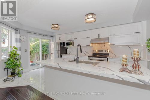 1201 Mowat Lane, Milton (Dempsey), ON - Indoor Photo Showing Kitchen