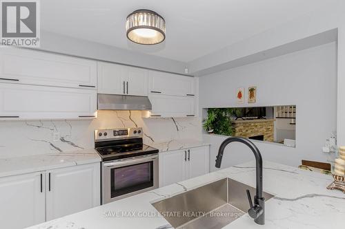 1201 Mowat Lane, Milton (Dempsey), ON - Indoor Photo Showing Kitchen