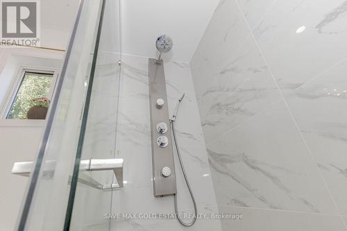 1201 Mowat Lane, Milton (Dempsey), ON - Indoor Photo Showing Bathroom