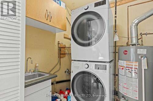 96 - 333 Meadows Boulevard, Mississauga, ON - Indoor Photo Showing Laundry Room