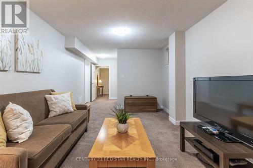 2420 Village Common, Oakville (Palermo West), ON - Indoor Photo Showing Living Room