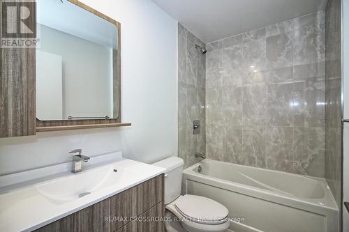 515 - 75 Canterbury Place, Toronto, ON - Indoor Photo Showing Bathroom