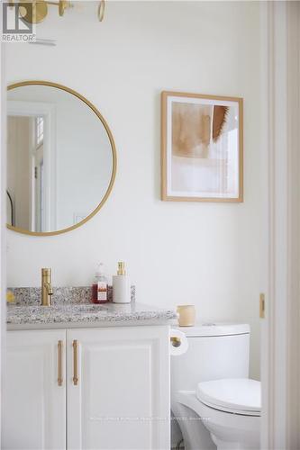 Main - 217 Donnici Drive, Hamilton (Falkirk), ON - Indoor Photo Showing Bathroom