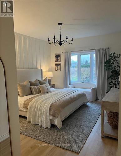 Main - 217 Donnici Drive, Hamilton (Falkirk), ON - Indoor Photo Showing Bedroom