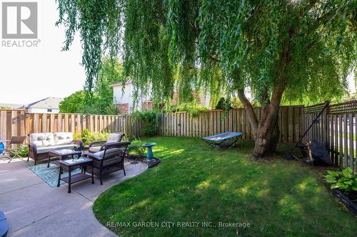 111 Magnolia Crescent, Grimsby, ON - Outdoor With Backyard