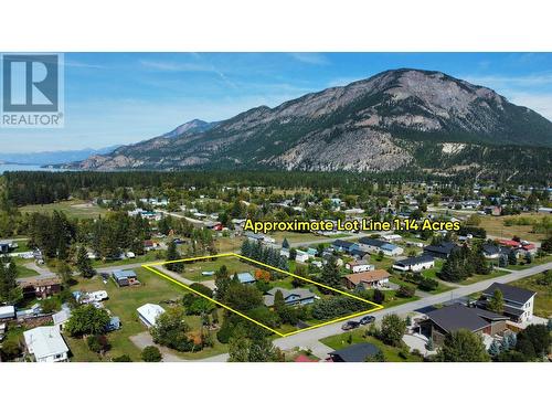 4755 Baillie Grohman Avenue, Canal Flats, BC - Outdoor With View