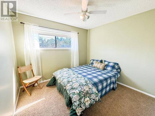 4755 Baillie Grohman Avenue, Canal Flats, BC - Indoor Photo Showing Bedroom