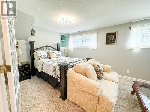 4755 Baillie Grohman Avenue, Canal Flats, BC - Indoor Photo Showing Bedroom