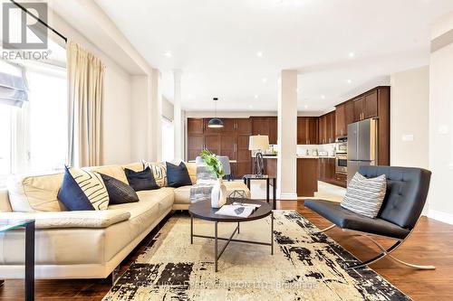 86 Galea Drive, Ajax, ON - Indoor Photo Showing Living Room