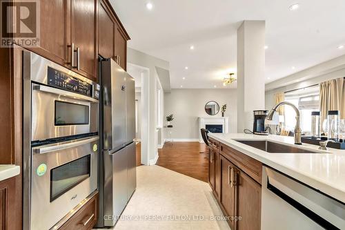 86 Galea Drive, Ajax, ON - Indoor Photo Showing Kitchen With Stainless Steel Kitchen With Upgraded Kitchen