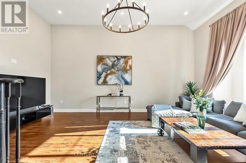 86 Galea Drive, Ajax, ON - Indoor Photo Showing Living Room