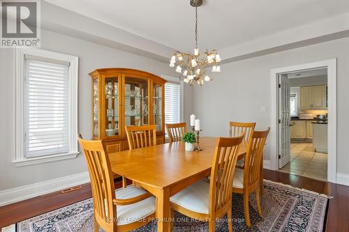 116 Pinemeadow Drive, Vaughan, ON - Indoor Photo Showing Dining Room