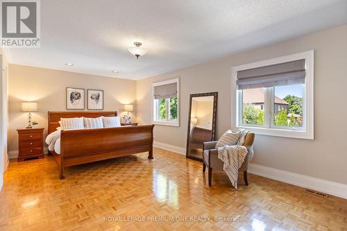 116 Pinemeadow Drive, Vaughan, ON - Indoor Photo Showing Bedroom