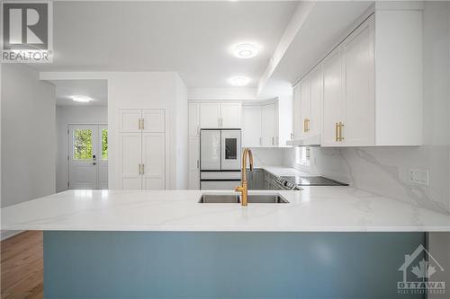 156 Country Meadow Drive, Ottawa, ON - Indoor Photo Showing Kitchen