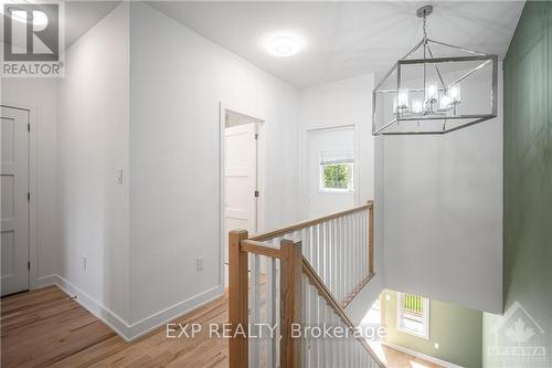 156 Country Meadow Drive, Ottawa, ON - Indoor Photo Showing Other Room