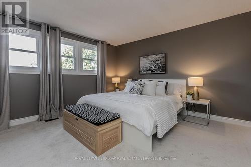 1336 Monmouth Drive, Burlington (Tyandaga), ON - Indoor Photo Showing Bedroom