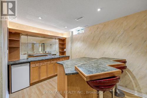 3797 Barley Trail, Mississauga (Churchill Meadows), ON - Indoor Photo Showing Kitchen