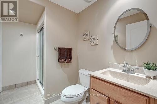 1389 Creekwood Trail, Oakville, ON - Indoor Photo Showing Bathroom