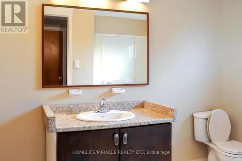 18 Greystone Crescent, Halton Hills, ON - Indoor Photo Showing Bathroom