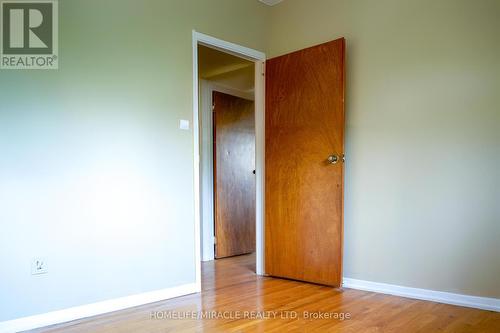 18 Greystone Crescent, Halton Hills, ON - Indoor Photo Showing Other Room