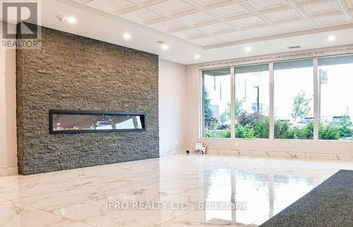 610 - 115 Hillcrest Avenue, Mississauga, ON - Indoor With Fireplace